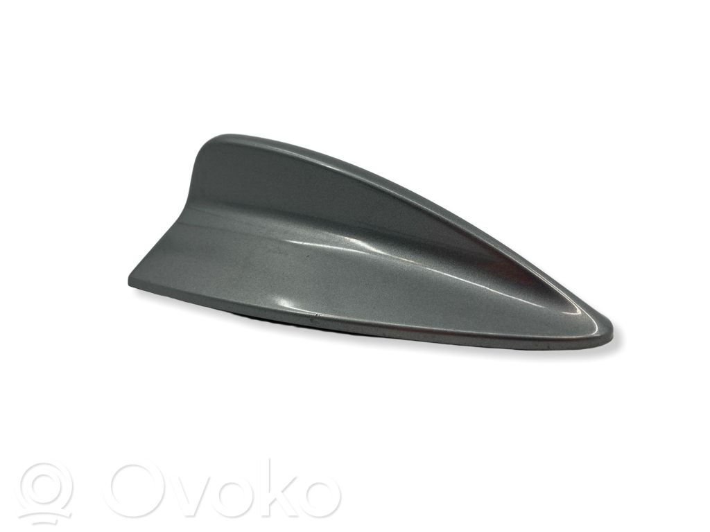 BMW 3 E90 E91 Stogo (GPS) antenos dangtelis 