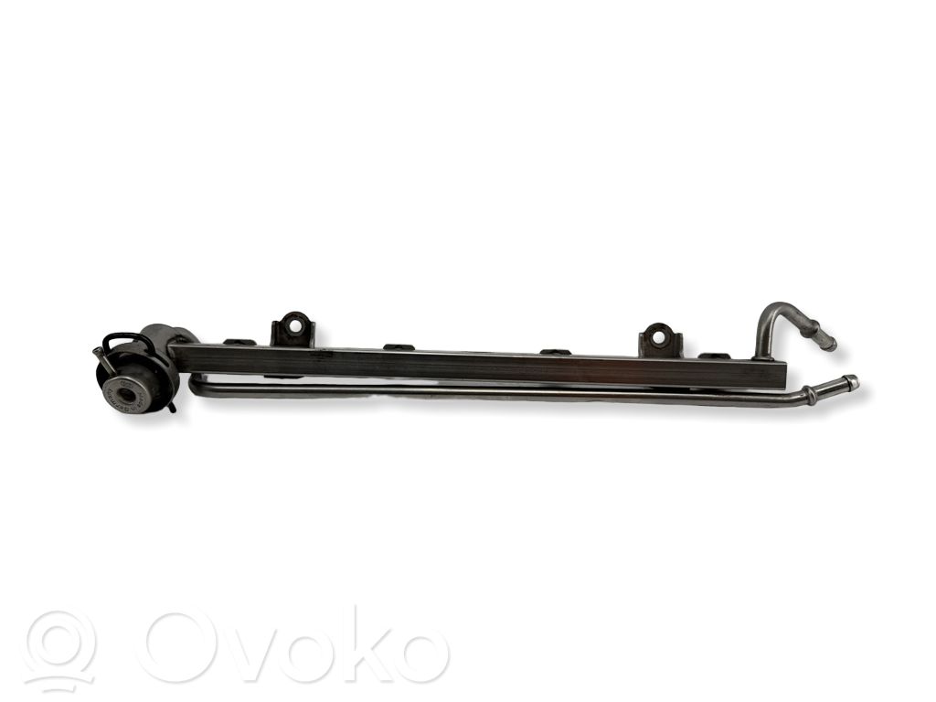 Audi A3 S3 8L Tubo principal de alimentación del combustible 