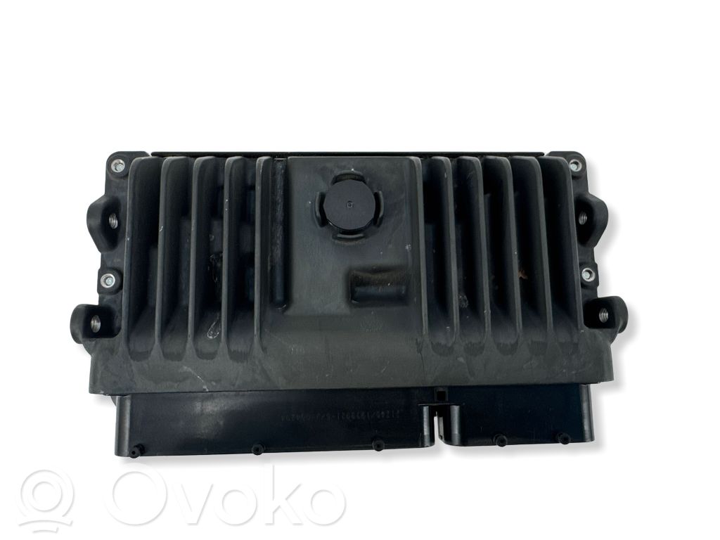 Toyota Yaris XP210 Engine control unit/module 