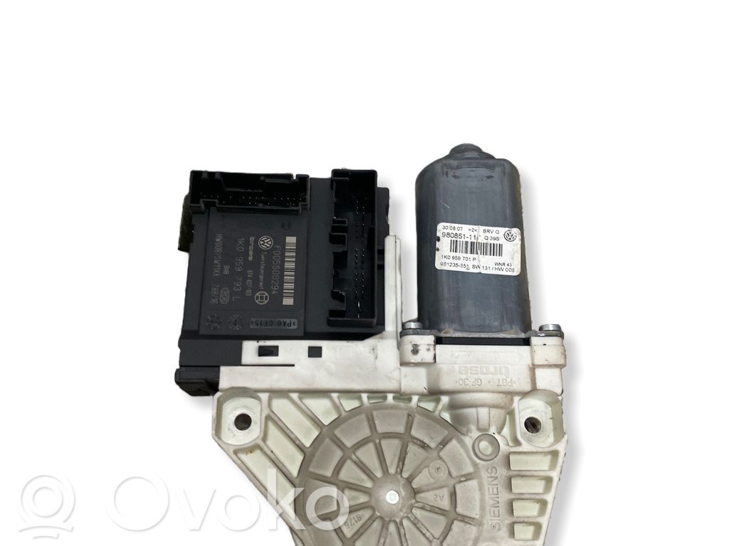 Volkswagen PASSAT B6 Silnik regulatora szyby drzwi przednich 