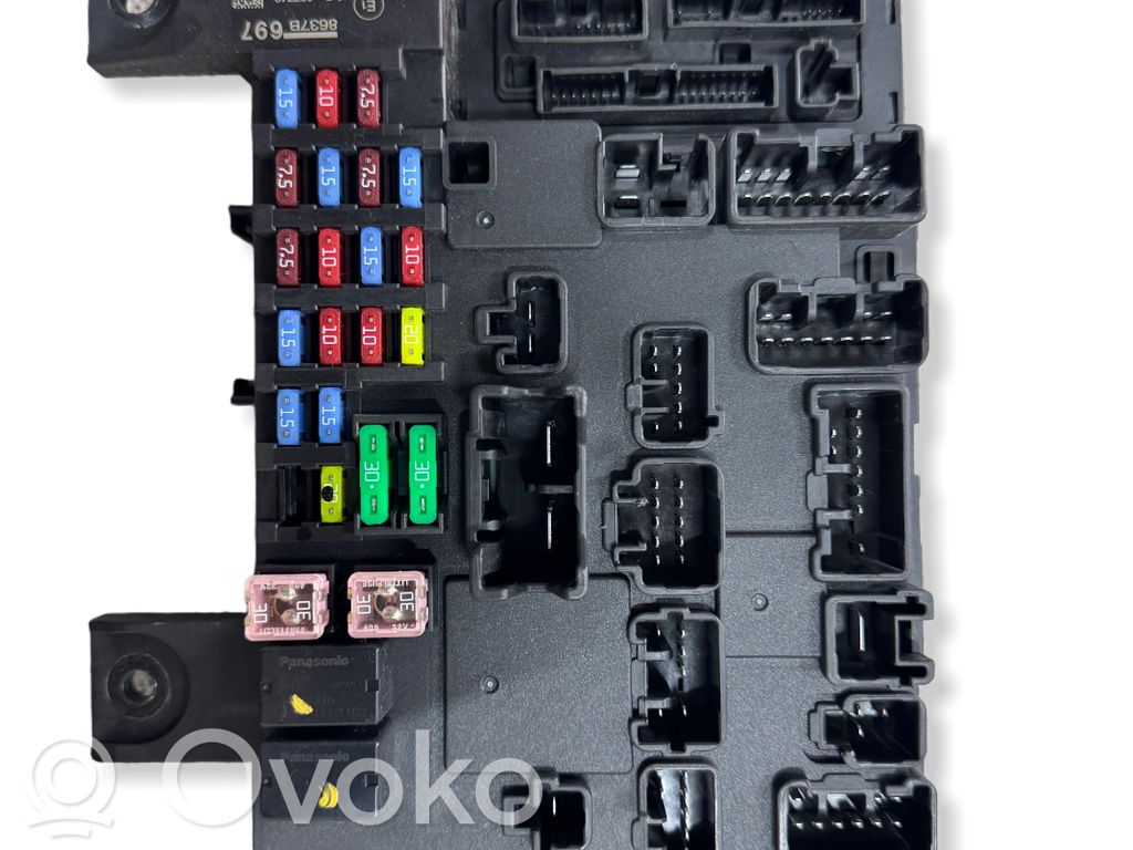 Mitsubishi Outlander Juego de caja de fusibles 