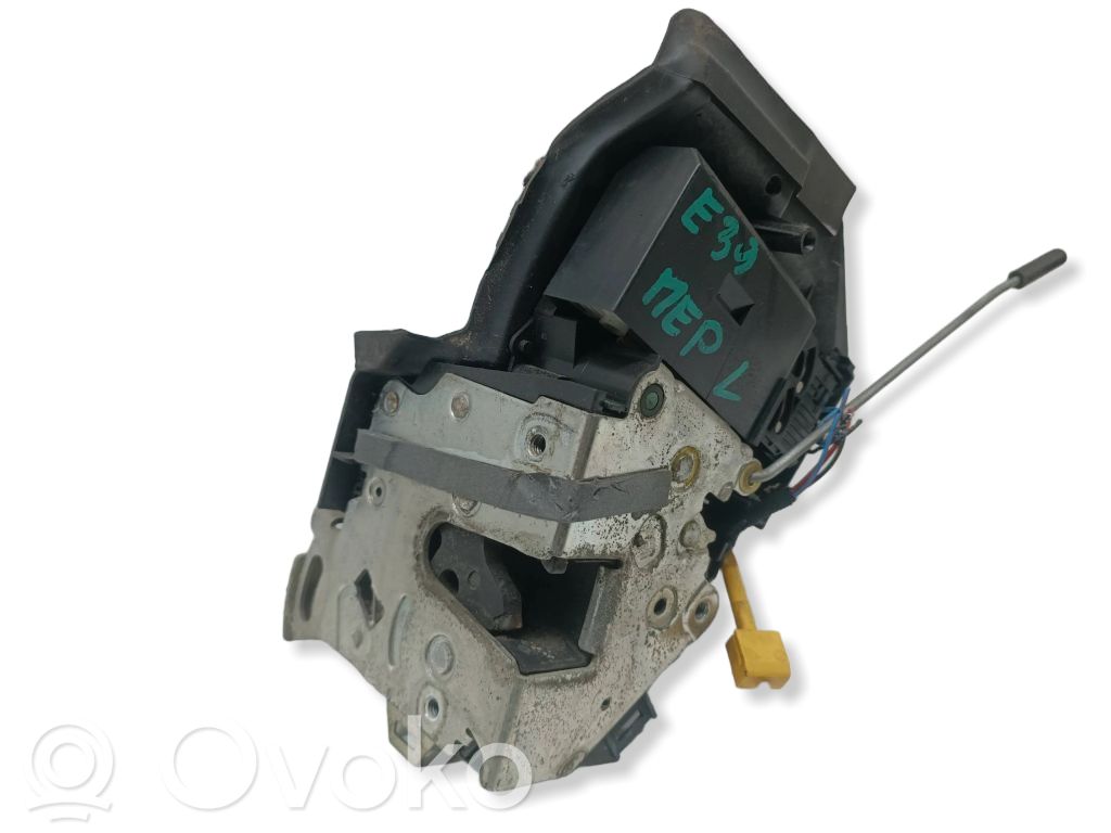 Front door lock   8352165,67118352165