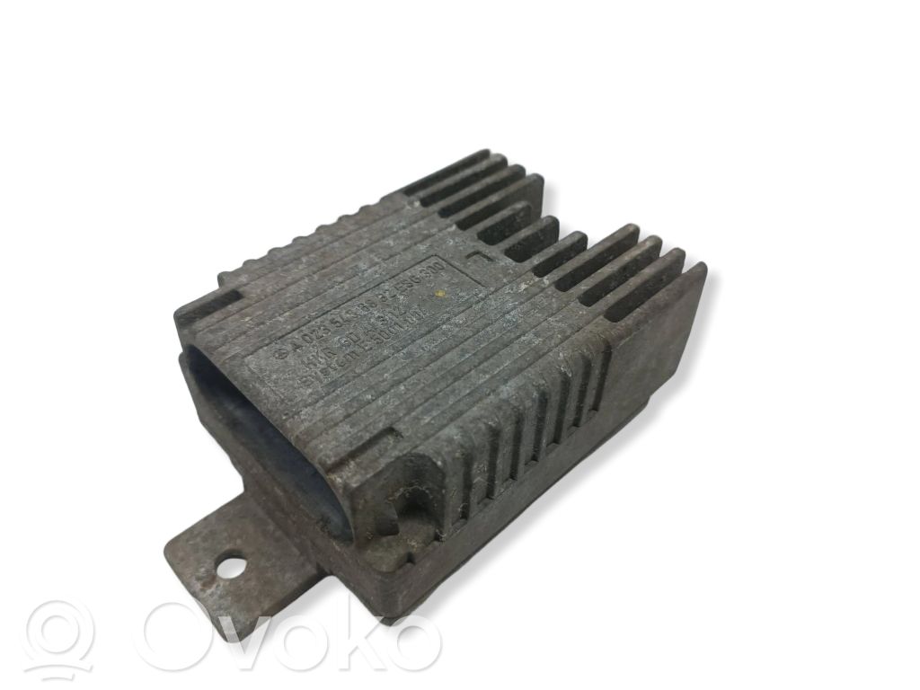 Mercedes-Benz A W168 Coolant fan relay 