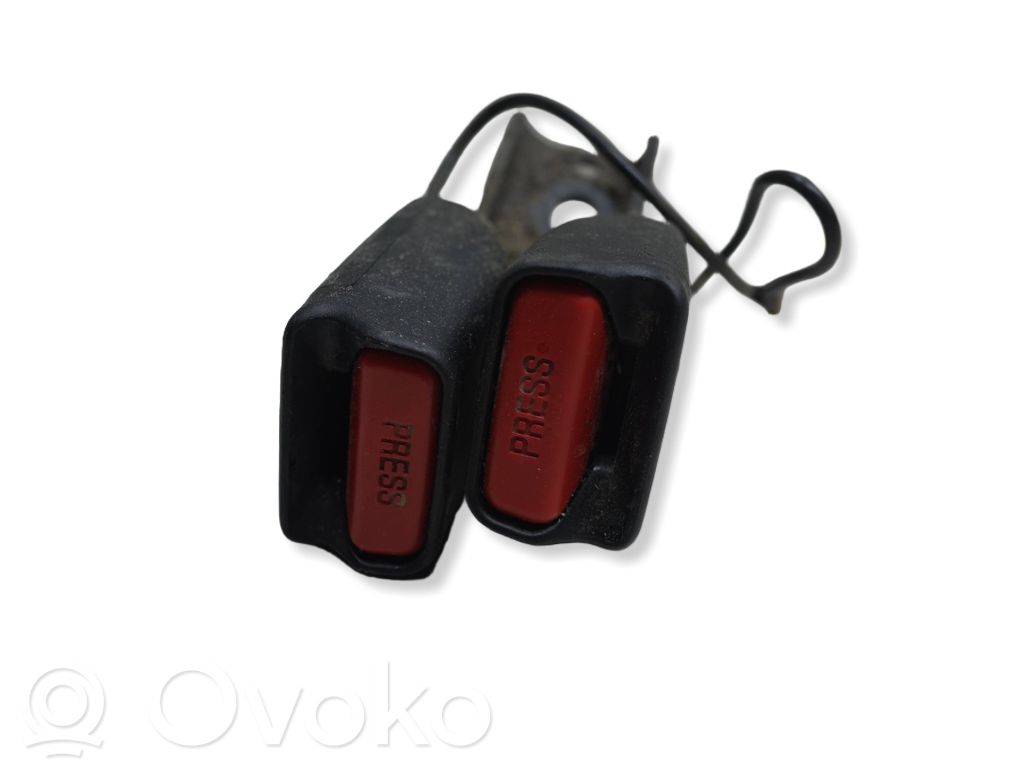 Citroen DS4 Hebilla del cinturón de seguridad trasero 