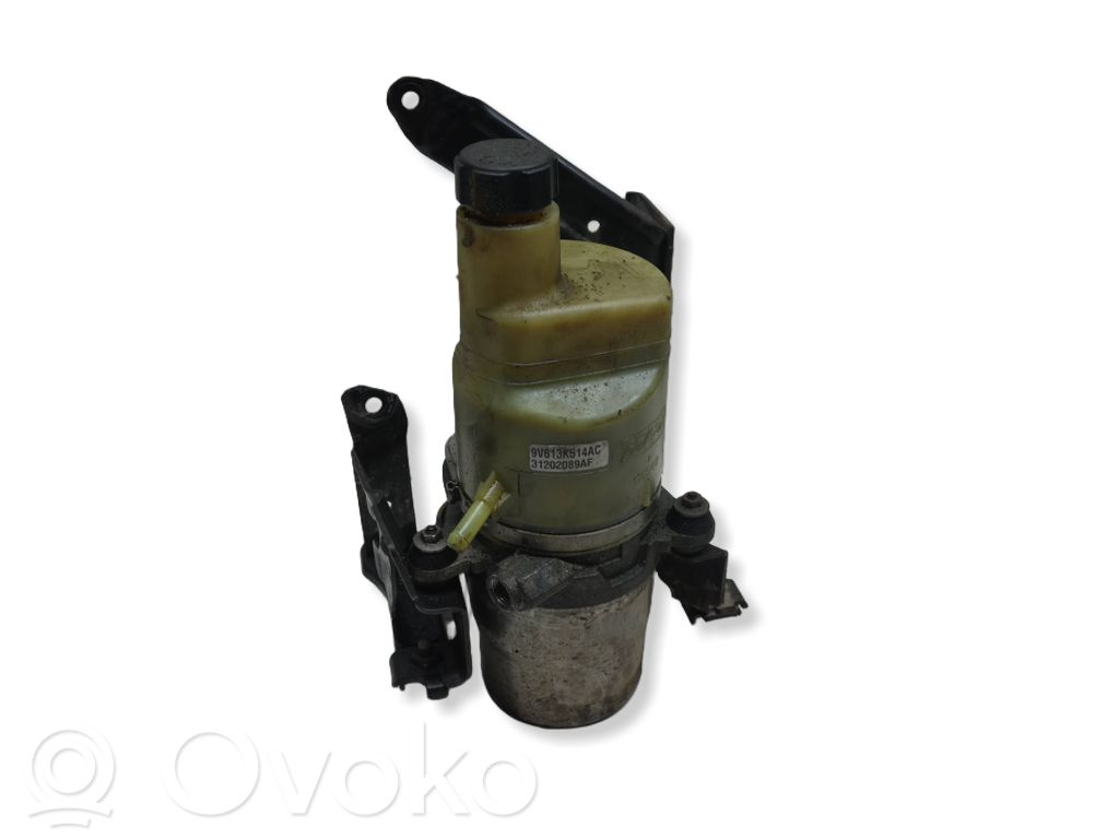 Volvo C30 Ohjaustehostimen pumppu 