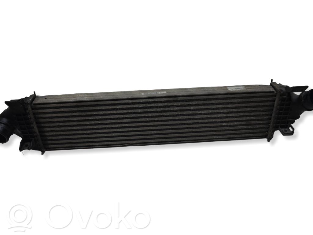 Volvo C30 Interkūlerio radiatorius 