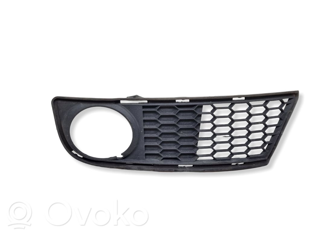 BMW 1 E82 E88 Front bumper lower grill 