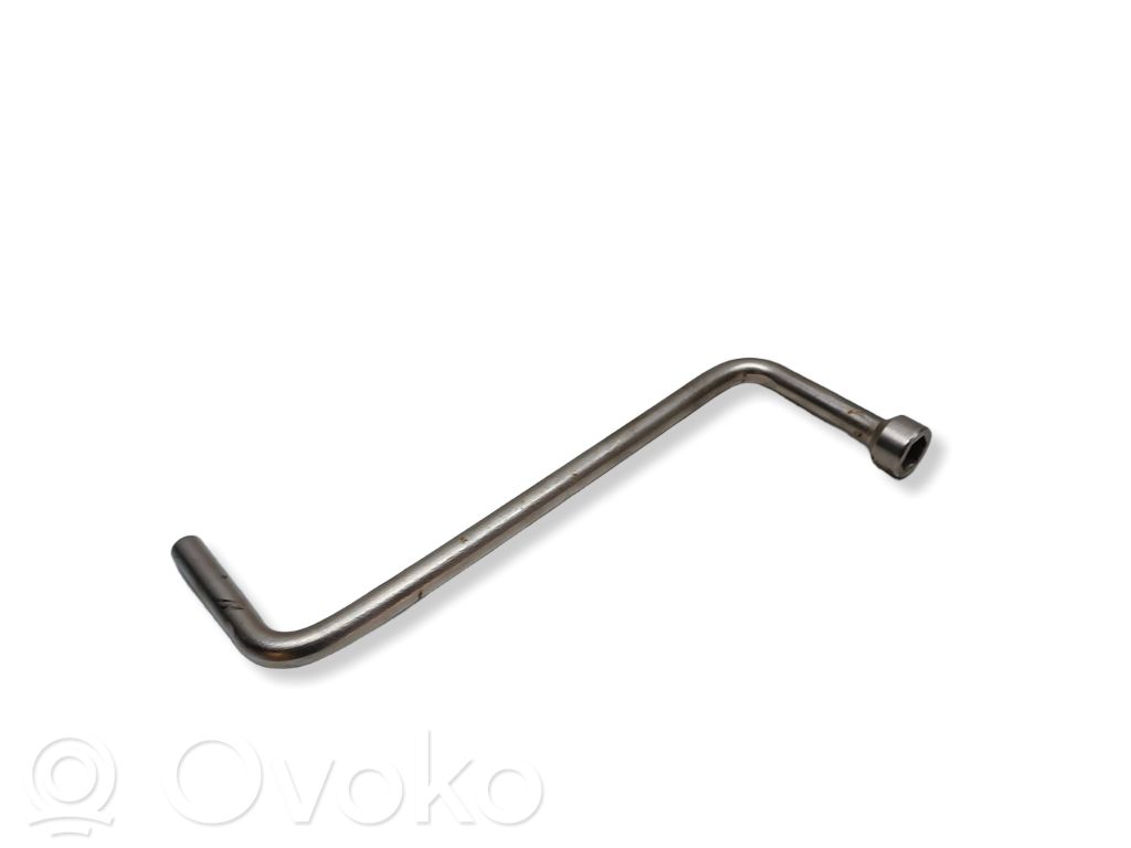 Llave de tuercas de rueda   6758731