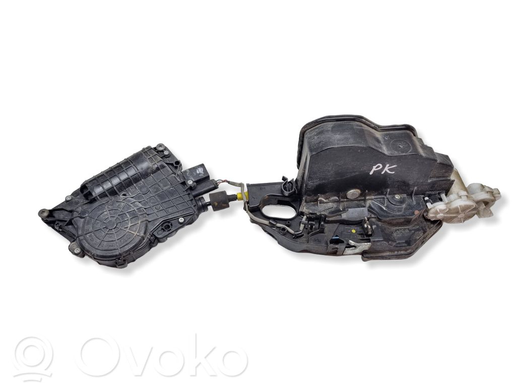 BMW X6 E71 Front door lock 