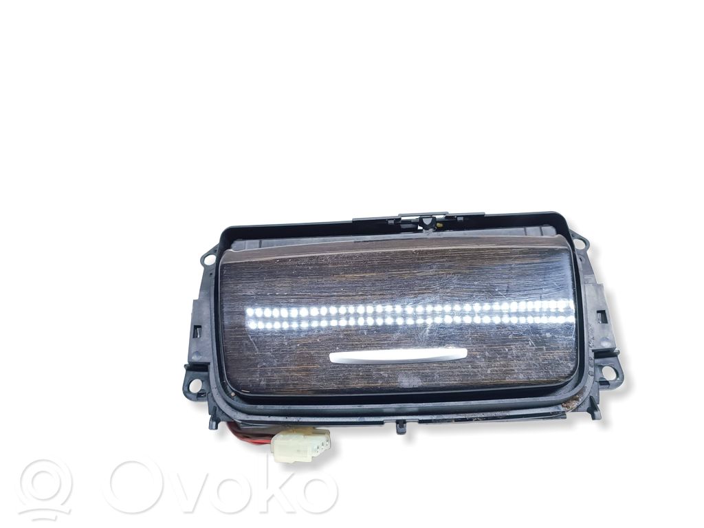 BMW 3 E90 E91 Pelnutrauks (priekšā) 