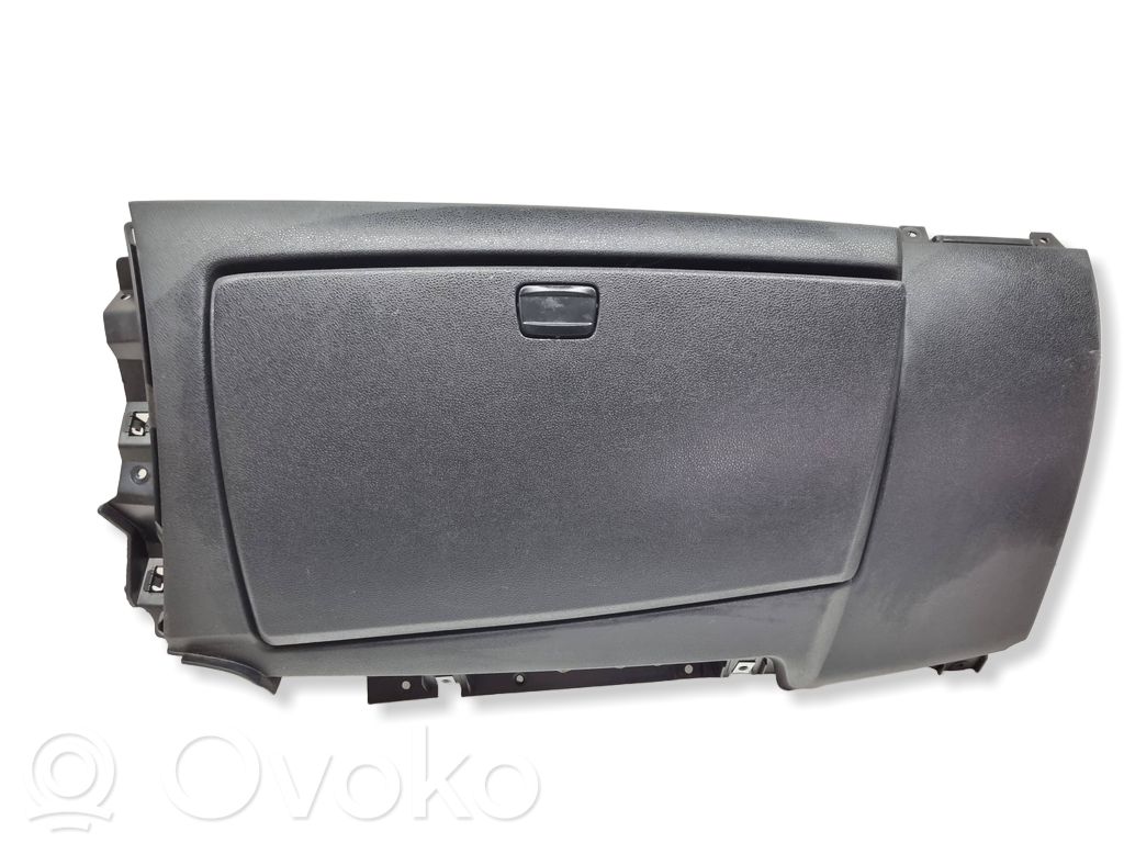 BMW 1 E81 E87 Glove box lid/cover 