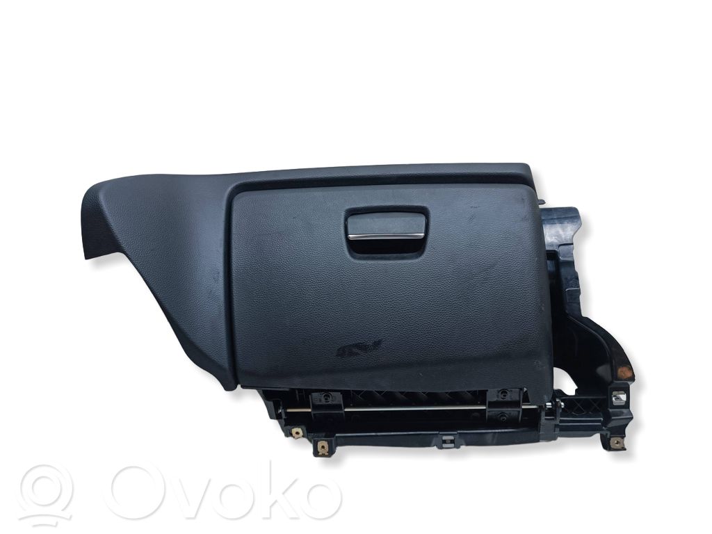 BMW 1 E81 E87 Glove box set 
