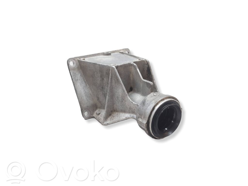 BMW X3 E83 Driveshaft support bearing bracket 