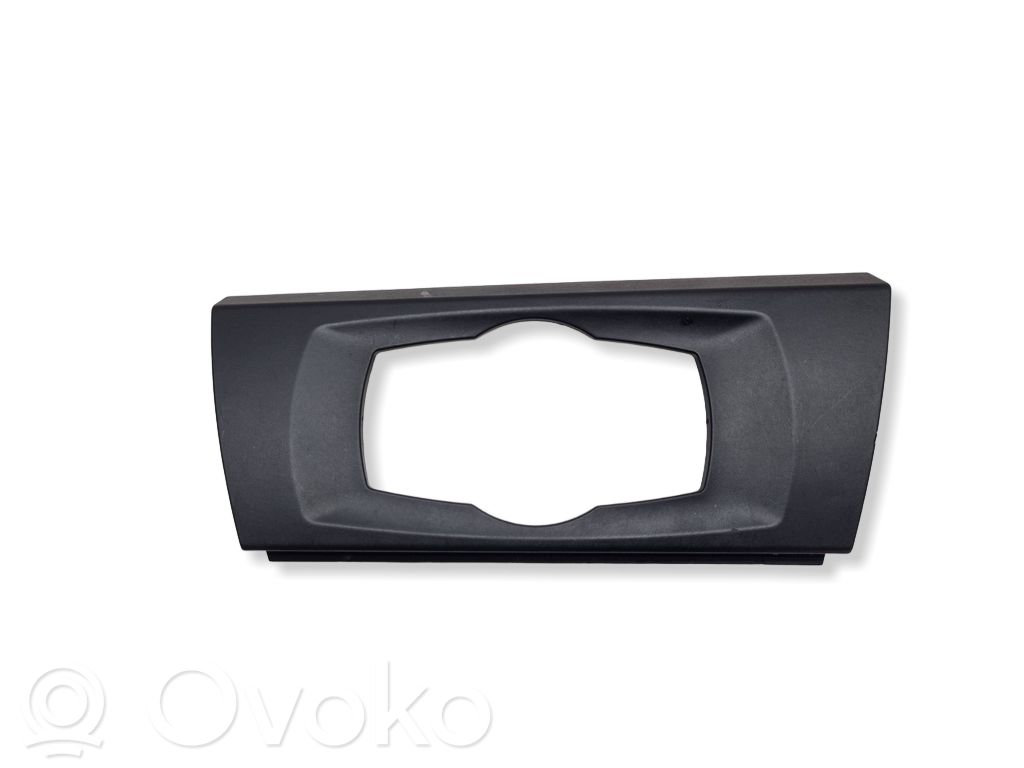 BMW 3 E90 E91 Alte piese de interior 