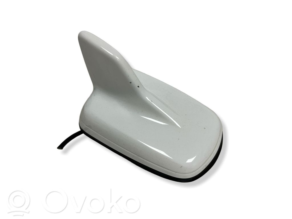Audi A4 S4 B9 Antenne GPS 