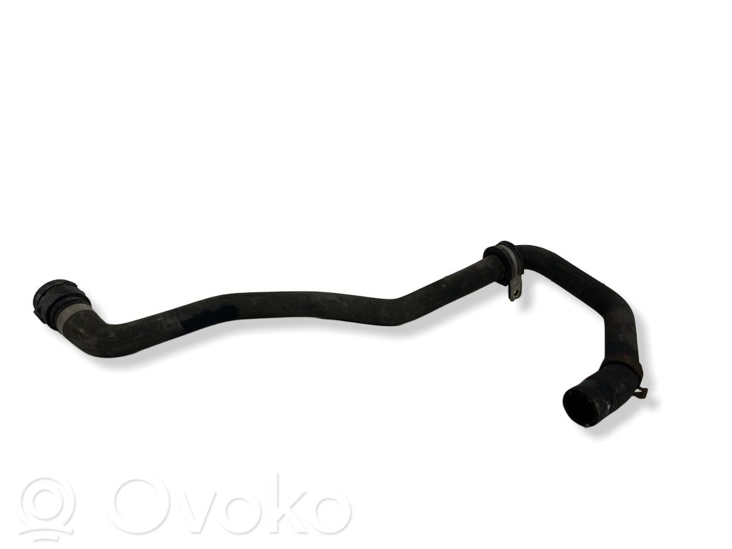 Audi A4 S4 B9 Conductă/furtun lichid de răcire motor 