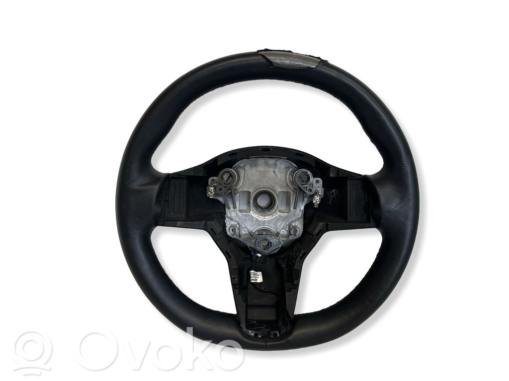 Tesla Model 3 Stūre 