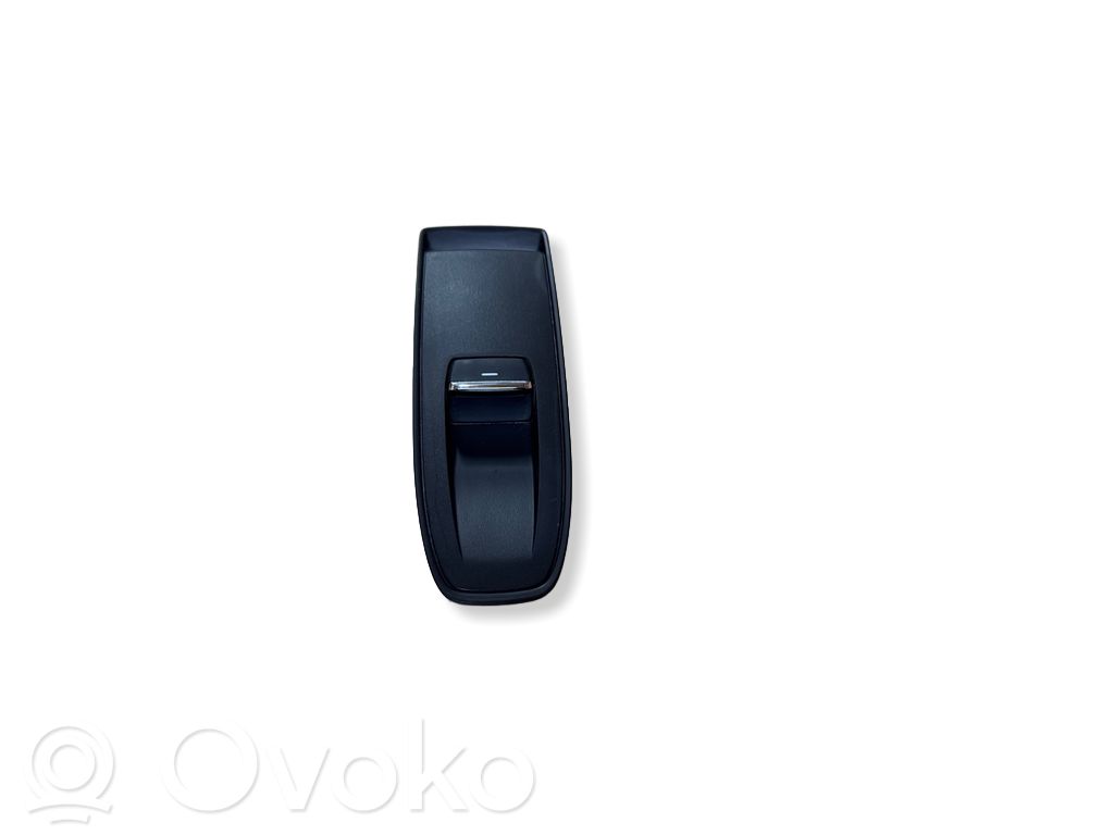 Subaru XV II Electric window control switch 