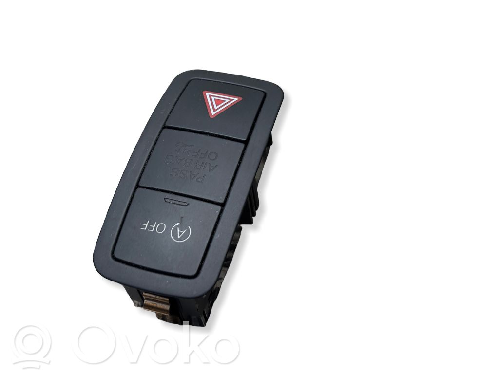 Audi A1 Botón interruptor de luz de peligro 
