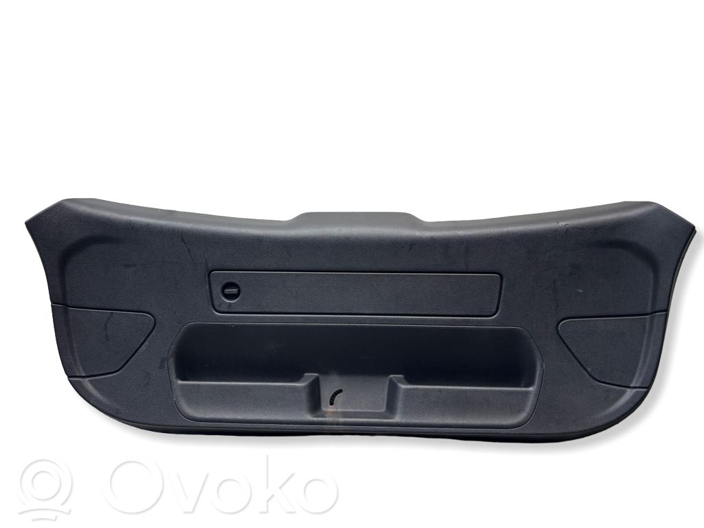 Audi A1 Moldura de la puerta trasera 