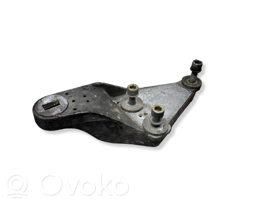 Audi A8 S8 D2 4D Engine mounting bracket 