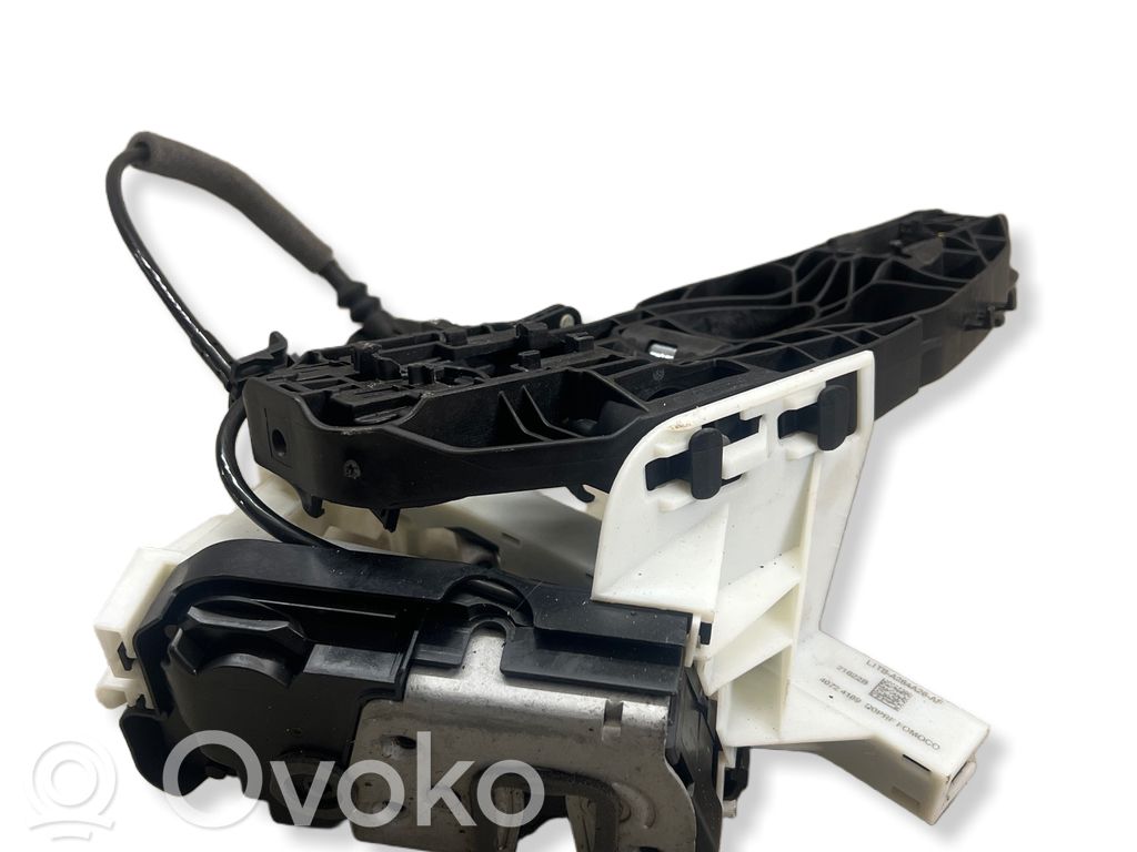 Ford Puma Aizmugurē slēdzene 