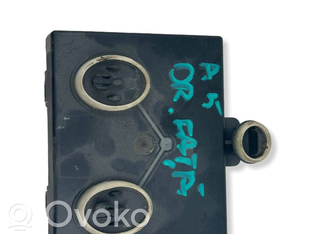 Audi A4 S4 B8 8K Centralina/modulo portiere 