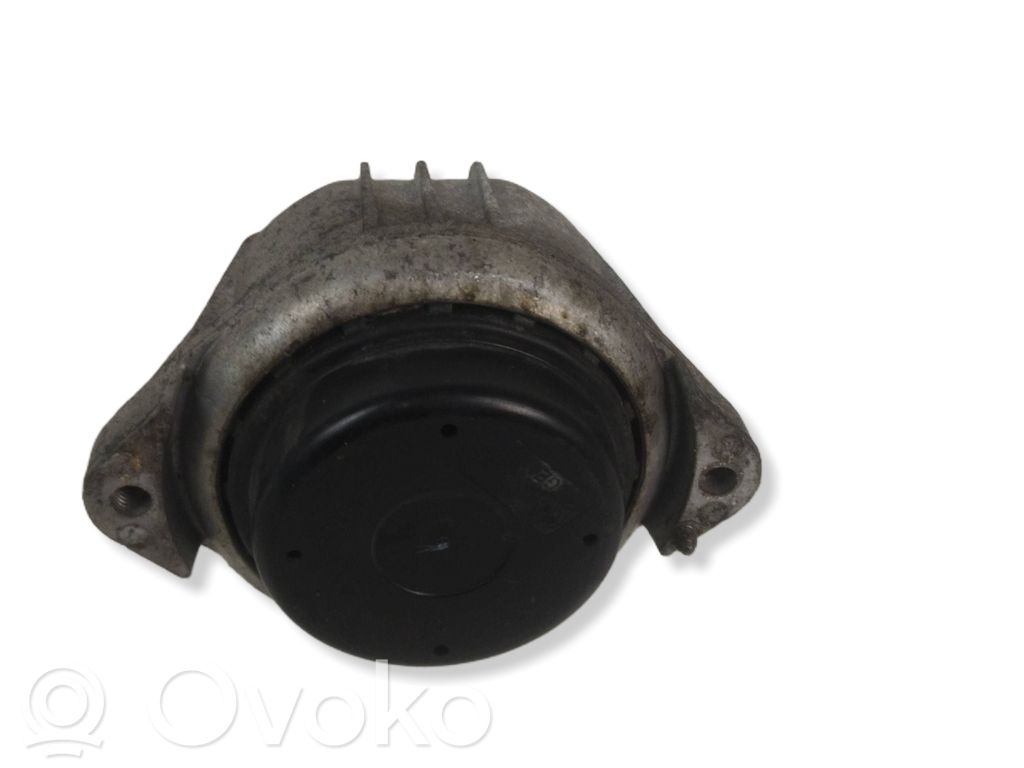 BMW 1 E82 E88 Engine mount bracket 