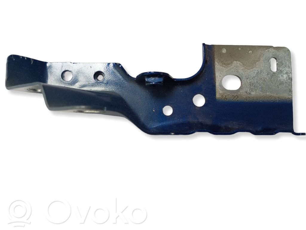 Renault Austral Fender mounting bracket 
