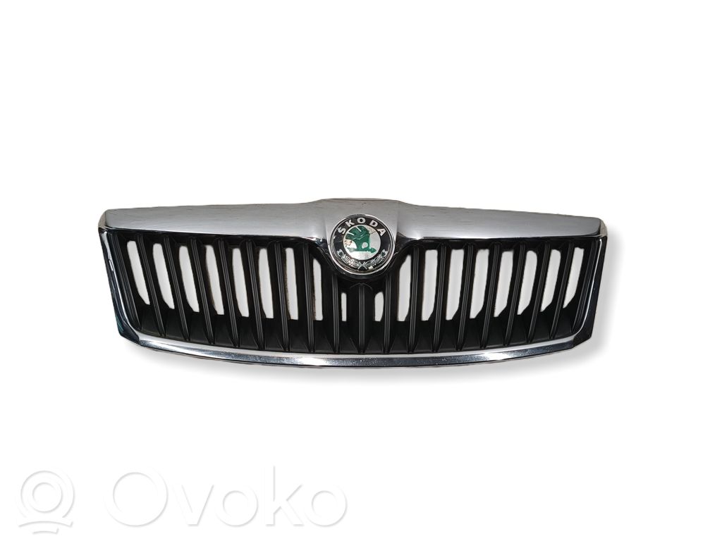 Skoda Octavia Mk2 (1Z) Maskownica / Grill / Atrapa górna chłodnicy 