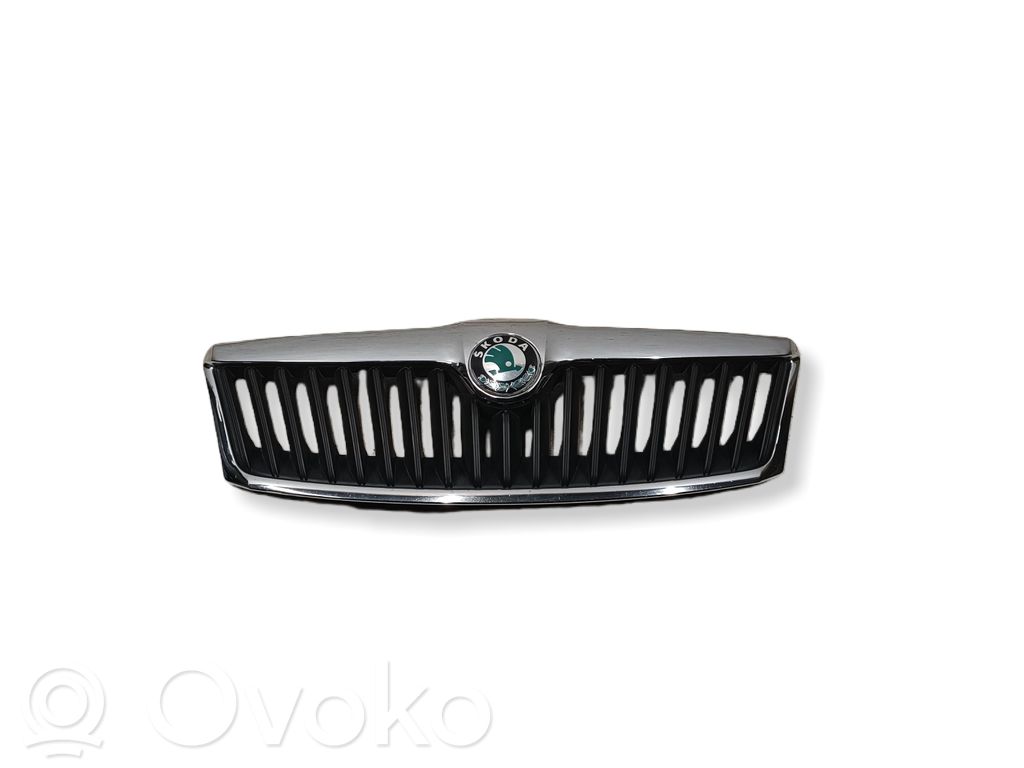 Skoda Octavia Mk2 (1Z) Maskownica / Grill / Atrapa górna chłodnicy 