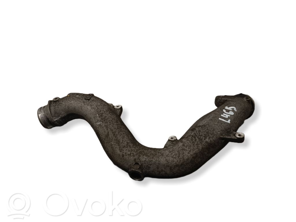Intercooler pipe mounting bracket   1L18