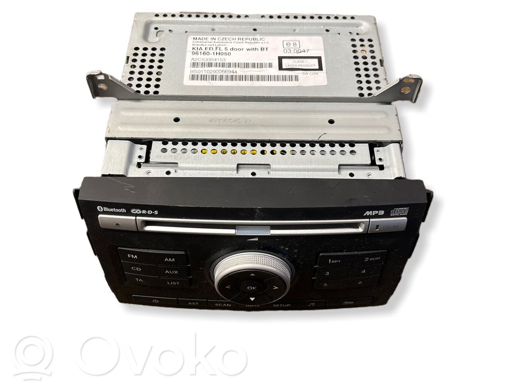 KIA Ceed Panel / Radioodtwarzacz CD/DVD/GPS 