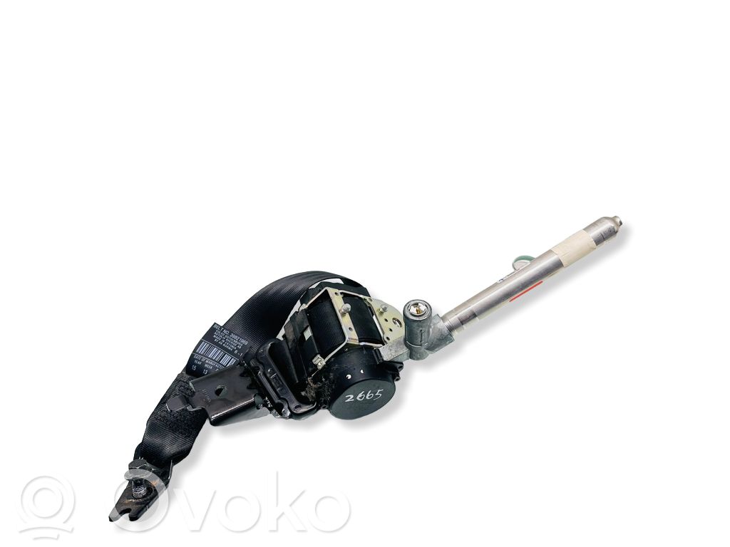 Volvo V70 Cinturón trasero 
