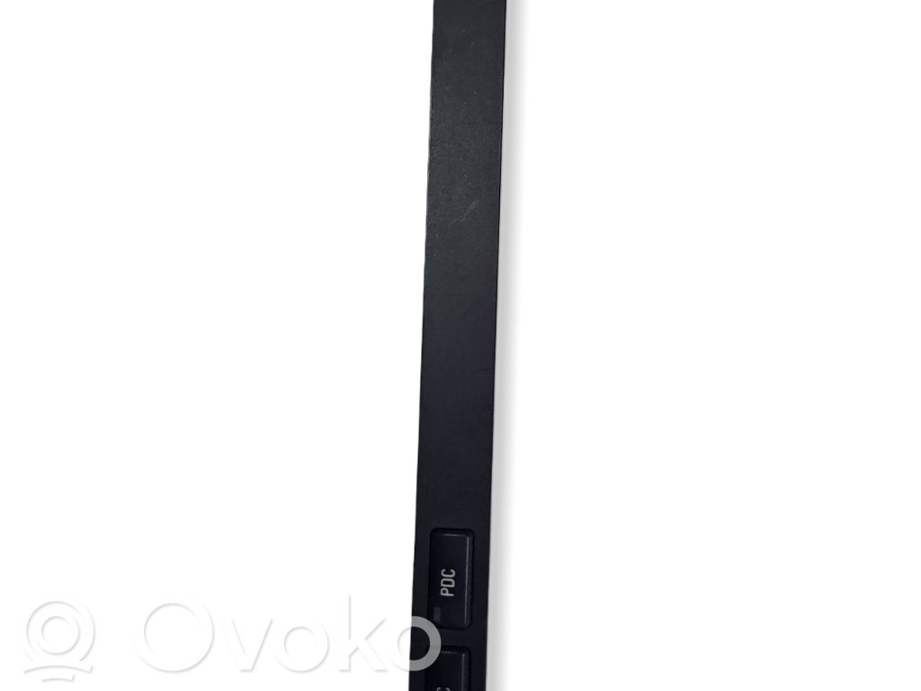 Parking (PDC) sensor switch   61318373769