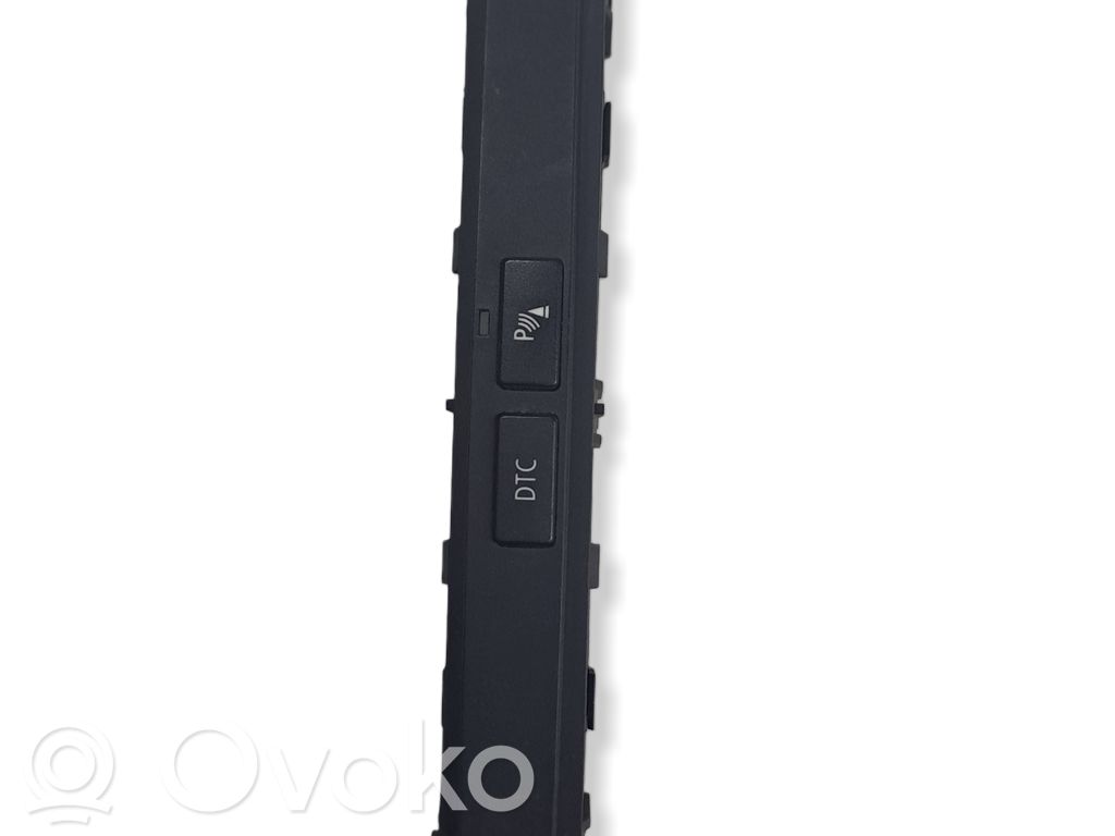 BMW 5 E60 E61 Seat heating switch 