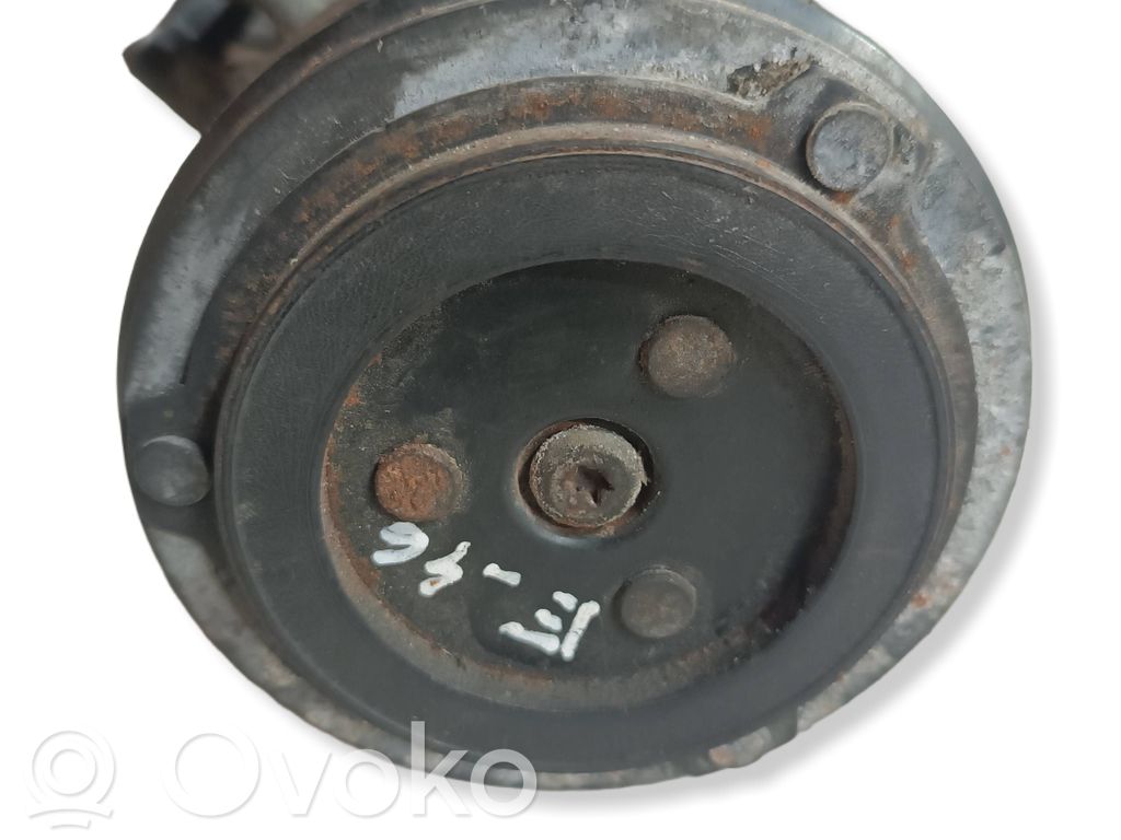 BMW 3 E46 Air conditioning (A/C) compressor (pump) 
