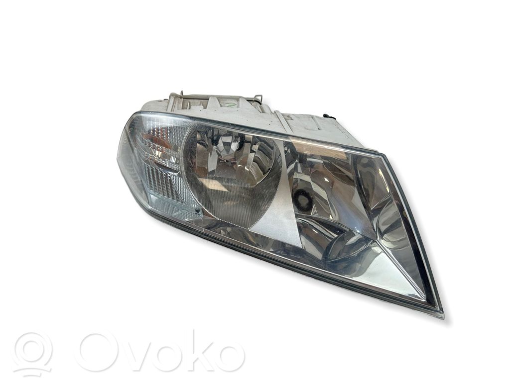 Skoda Octavia Mk2 (1Z) Lampa przednia 