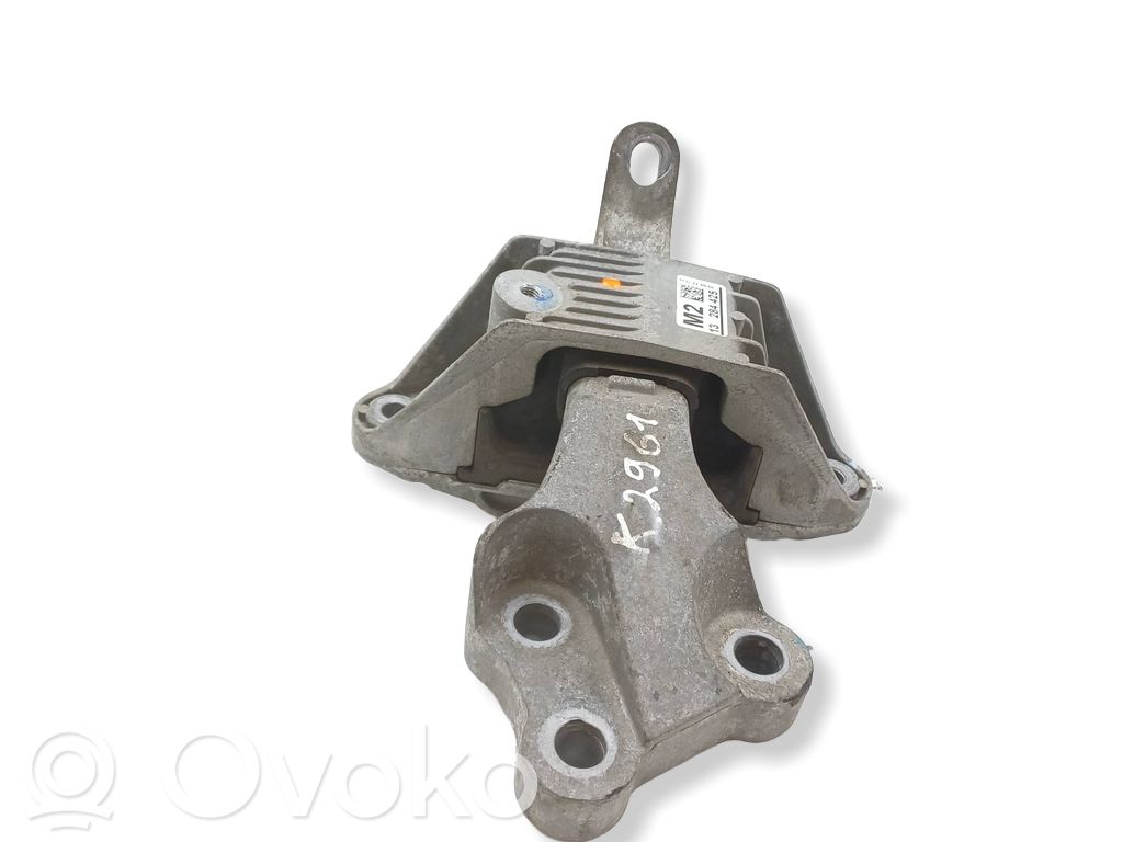 Chevrolet Orlando Gearbox mount 