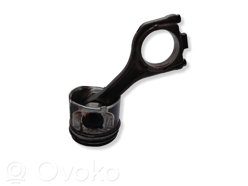 Jaguar F-Pace Piston with connecting rod 