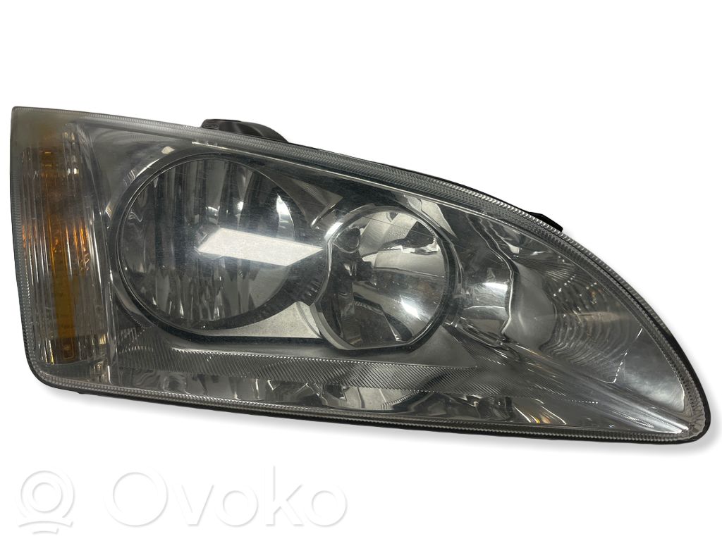 Ford Focus Headlight/headlamp 