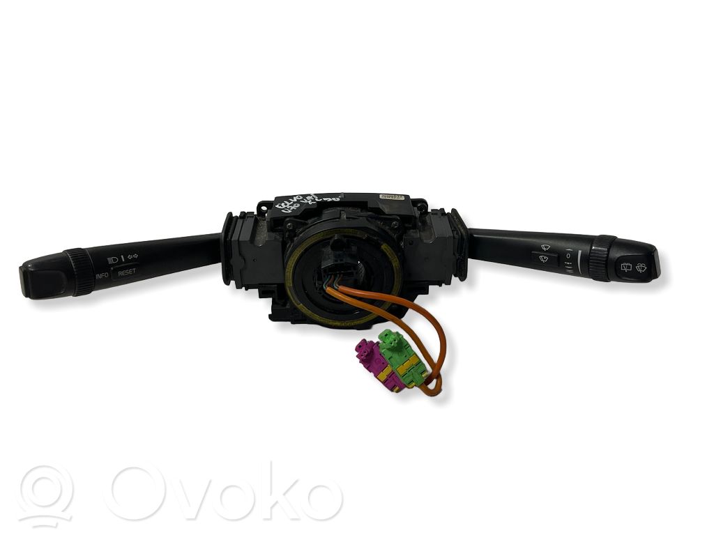 Volvo V70 Wiper turn signal indicator stalk/switch 