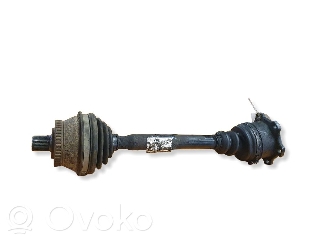 Audi A4 S4 B5 8D Etuvetoakseli 