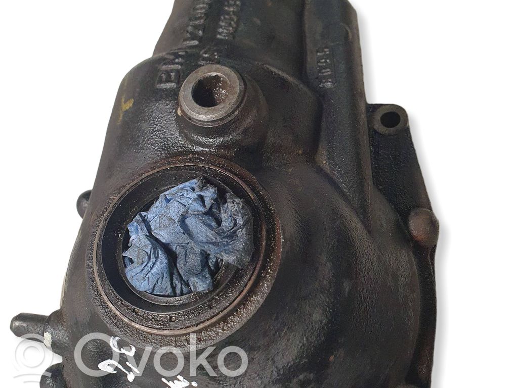 Front differential   E2005379