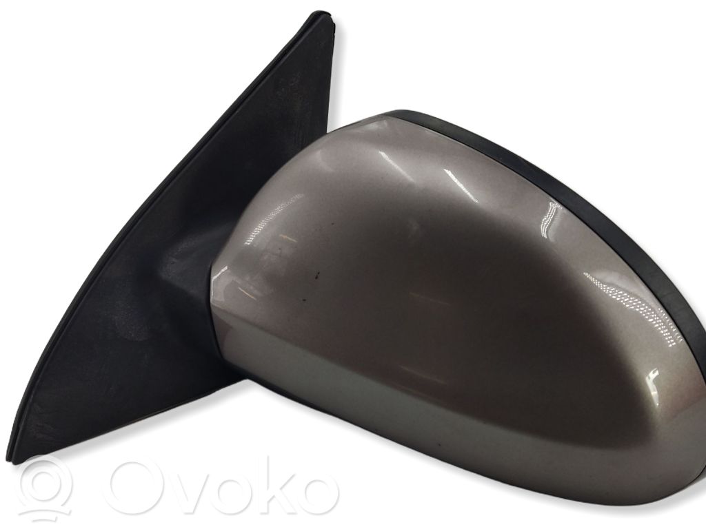Front door electric wing mirror   E4022608,E4022609