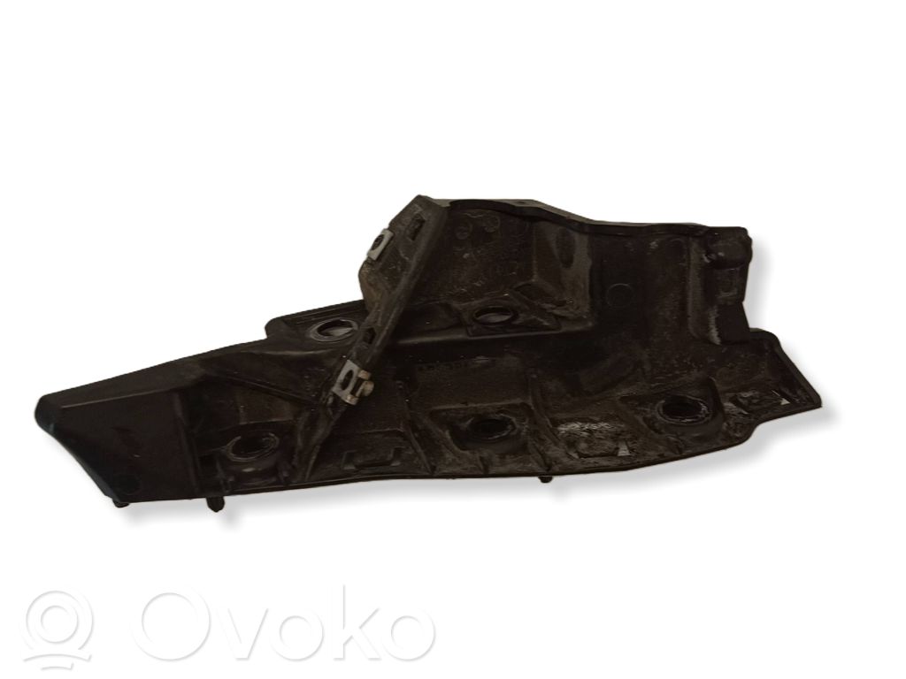 Audi Q7 4M Front bumper mounting bracket 
