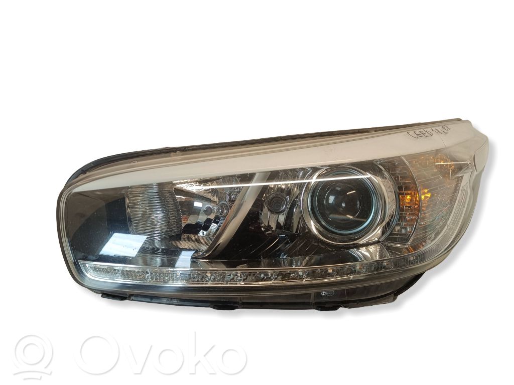 KIA Ceed Headlight/headlamp 