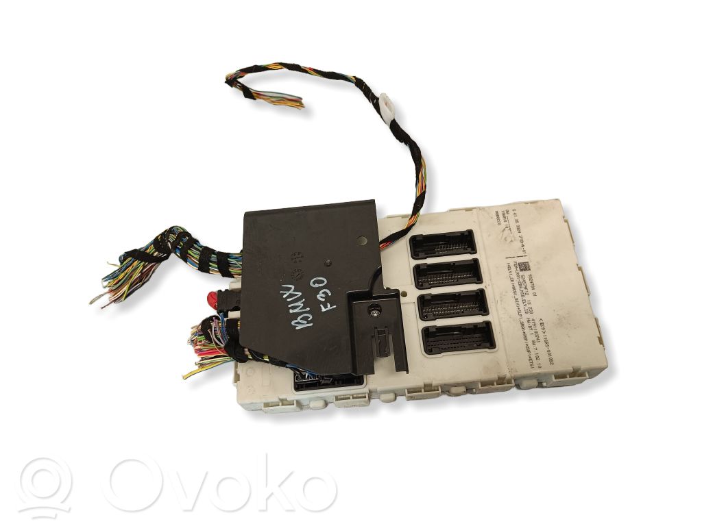 BMW 3 F30 F35 F31 Module confort 