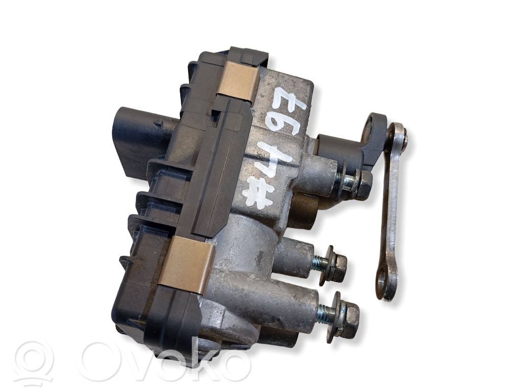 Land Rover Discovery Sport Elektrinis valdymo mechanizmas (turbinos) 