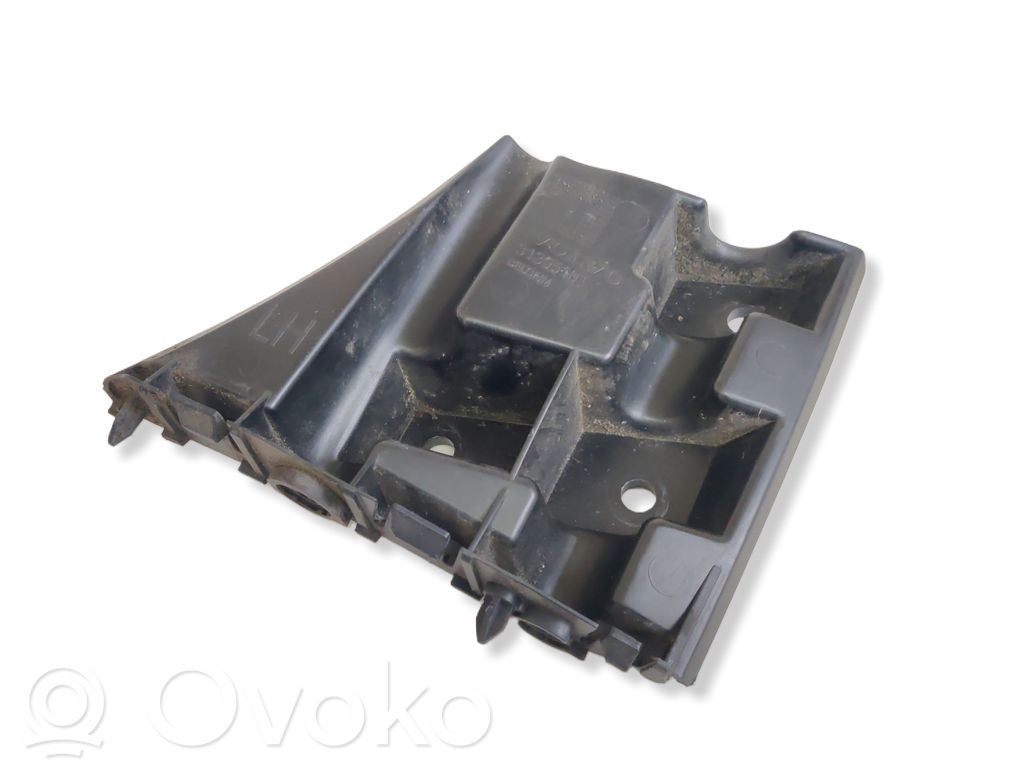 Volvo V40 Cross country Front bumper mounting bracket 